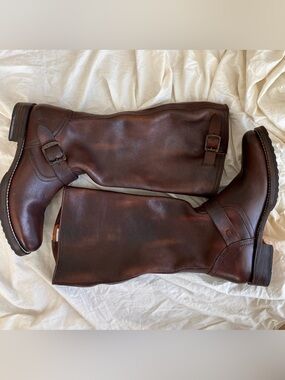 BRAND NEW FRYE VERONICA SLOUCH BOOTS! size 9 brown leather